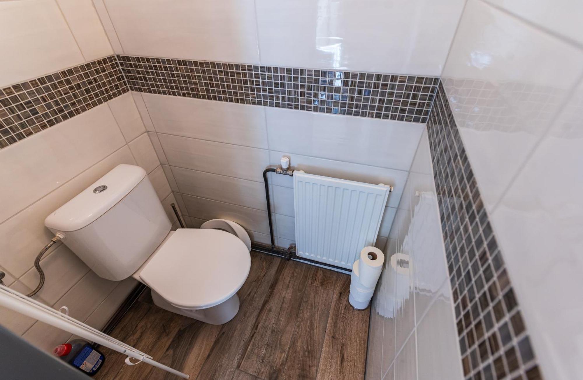 Ubytovani Na Samote - Apartman U Tesaru Komarice Exterior photo